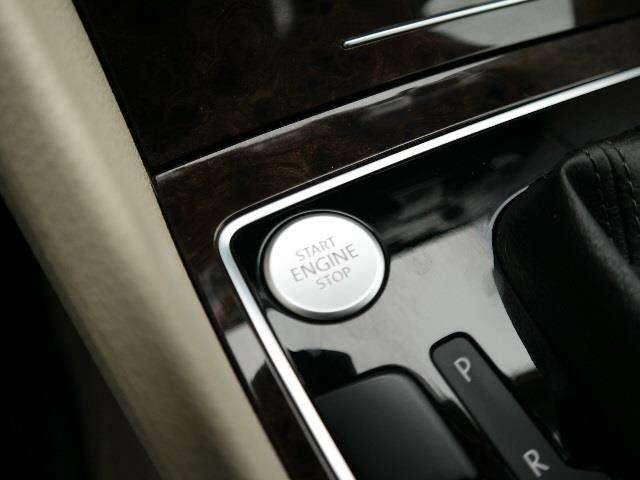 2015 Volkswagen Passat TDI SEL Premium 4dr Sedan 6A